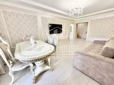 3-к кв. Калужская область, Малоярославец ул. Парижской Коммуны, 10 ...