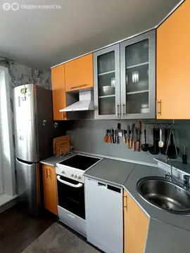 2-комнатная квартира: Курган, жилой район Заозёрный, 6-й микрорайон, ...