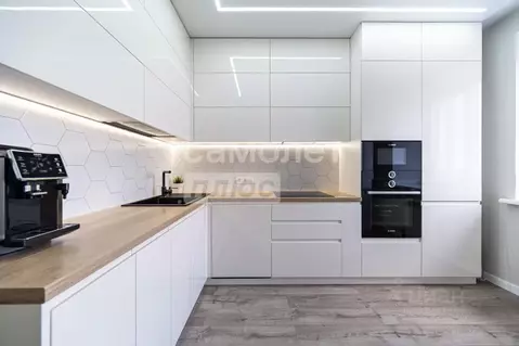 2-к кв. Алтайский край, Барнаул ул. Антона Петрова, 221Г (64.6 м)