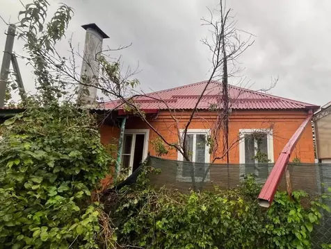 Дом в Краснодарский край, Лабинск Ротный проезд (40 м)