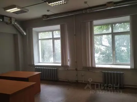 Склад в Санкт-Петербург Уральская ул., 19к8 (36 м)