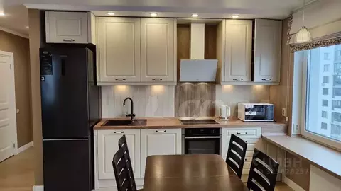 2-к кв. Тюменская область, Тюмень ул. Ю.-Р.Г. Эрвье, 32к1 (63.0 м)