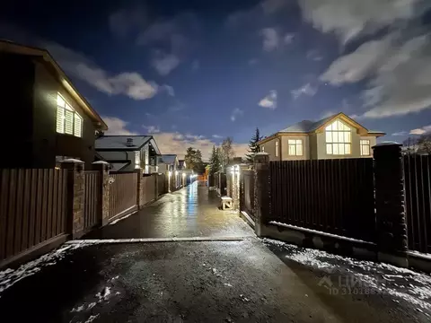 Коттедж в Москва д. Рожново, 34А (285 м)