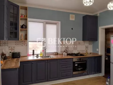 Дом в Костромская область, Костромской район, Бакшеевское с/пос, пос. ...