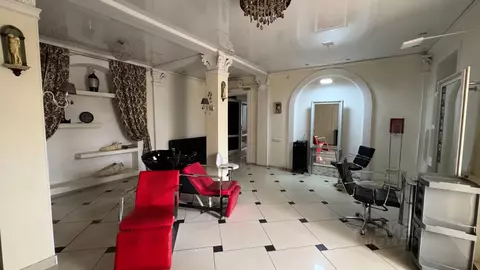 Помещение свободного назначения в Оренбургская область, Оренбург ул. ...