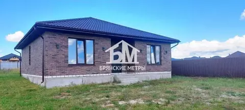 Дом в Брянская область, Брянский район, Новодарковичское с/пос, д. ...