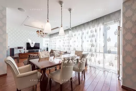 3-к кв. Москва Нежинская ул., 1к2 (135.0 м)