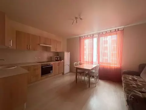 2-к кв. Санкт-Петербург Кременчугская ул., 21к3 (70.0 м)