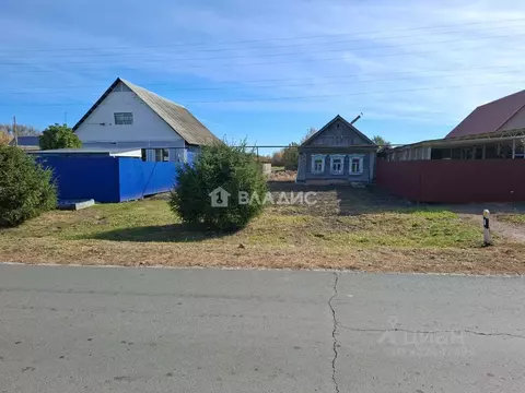 Дом в Пензенская область, Бессоновский район, с. Чемодановка Заречная ...