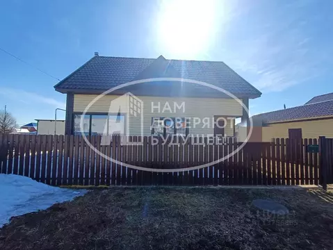 Дом в Пермский край, Чернушинский городской округ, д. Зверево ул. ...
