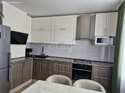 2-комнатная квартира: Энгельс, улица Шурова Гора, 7/3 (61.8 м)