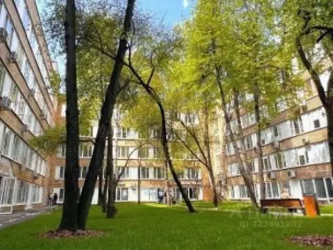 Торговая площадь в Москва Старокалужское ш., 62 (104 м)
