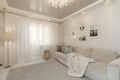 1-к кв. Тюменская область, Тюмень ул. Евгения Богдановича, 8к1 (45.0 ...