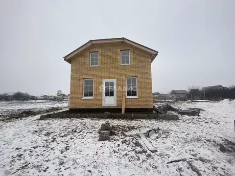 Дом в Татарстан, Нижнекамский район, Шингальчинское с/пос, с. ...