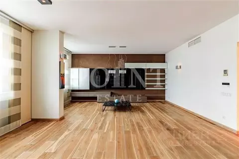 3-к кв. Москва ул. Гризодубовой, 4К4 (183.0 м)