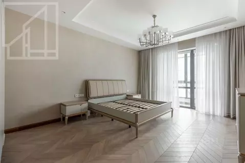 3-к кв. Москва Малая Пироговская ул., 8 (131.0 м)