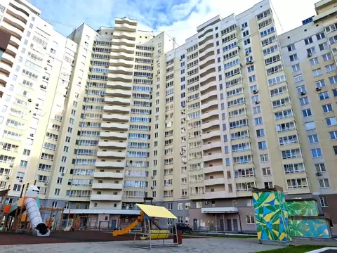 2-к кв. Свердловская область, Екатеринбург ул. 8 Марта, 194 (63.7 м)