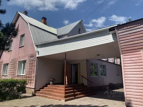 Дом в Тульская область, Алексин городской округ, д. Хатманово ул. ...