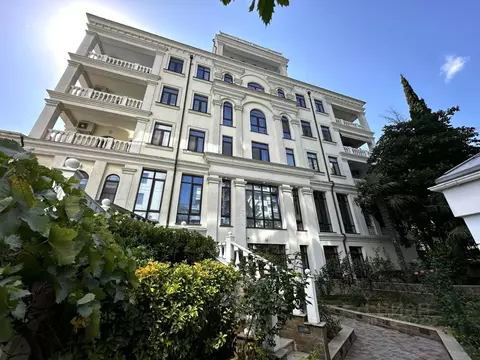 1-к кв. Крым, Алушта ул. Ленина, 10 (49.0 м)