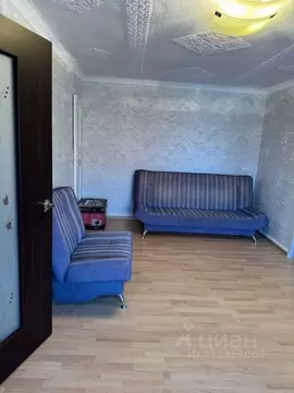 2-к кв. Омская область, Омск Спортивный проезд, 4 (40.0 м)