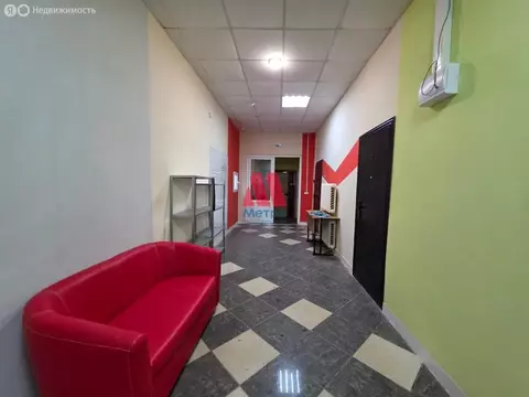 Помещение свободного назначения (215 м)