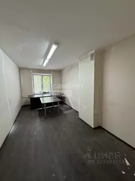 2-к кв. Челябинская область, Челябинск ул. Сулимова, 75А (73.0 м)