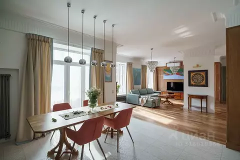 2-к кв. Санкт-Петербург Петровский просп., 5 (91.0 м)