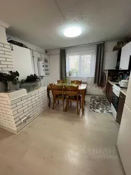 Дом в Бурятия, Улан-Удэ ул. Трубачеева, 140/2 (100 м)