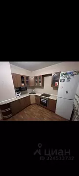 3-к кв. Курская область, Курск просп. Вячеслава Клыкова, 15 (80.0 м)