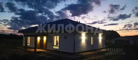 Дом в Новосибирская область, Мошковский район, пос. Октябрьский пер. ...