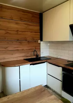 2-к кв. Хакасия, Абакан ул. Торосова, 2/1 (56.0 м)