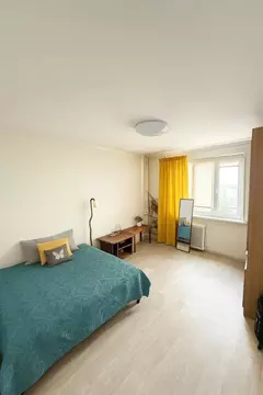 Продается 2-комнатная квартира