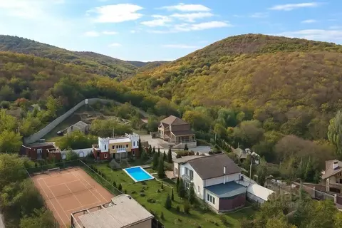 Дом в Крым, Симферопольский район, Добровское с/пос, с. Краснолесье ...