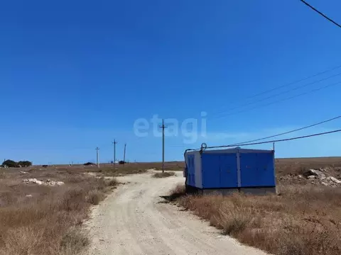 Участок в Крым, Черноморский район, Оленевское с/пос, с. Оленевка  ...