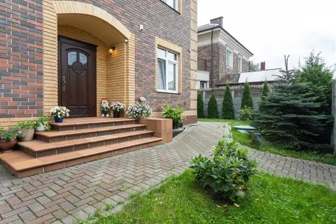 Дом в Калининградская область, Калининград ул. Бориса Пастернака, 12 ...