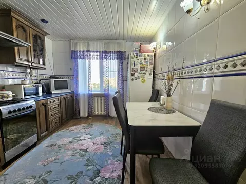 2-к кв. Волгоградская область, Волгоград ул. Быстрова, 64 (50.4 м)