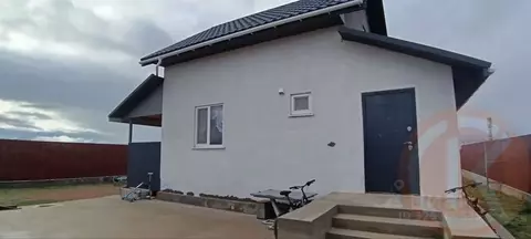 Дом в Крым, Сакский район, Суворовское с/пос, с. Каменоломня ул. ...