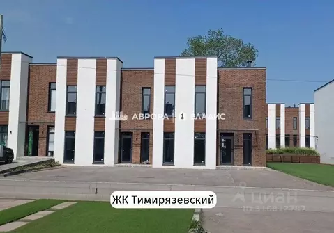 Таунхаус в Челябинская область, Магнитогорск ул. Белинского, 61 (122 ...