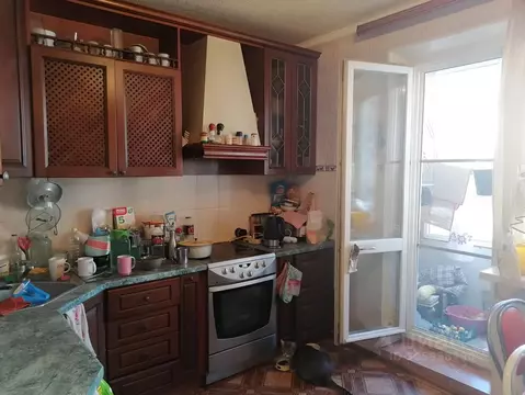 3-к кв. Омская область, Омск ул. 8-я Линия, 198 (85.0 м)