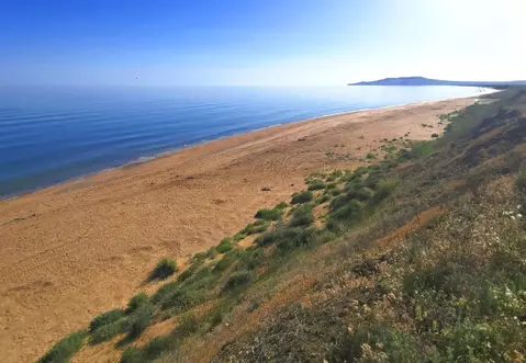 Участок в Крым, Ленинский район, Заветненское с/пос, с. Яковенково ул. ...