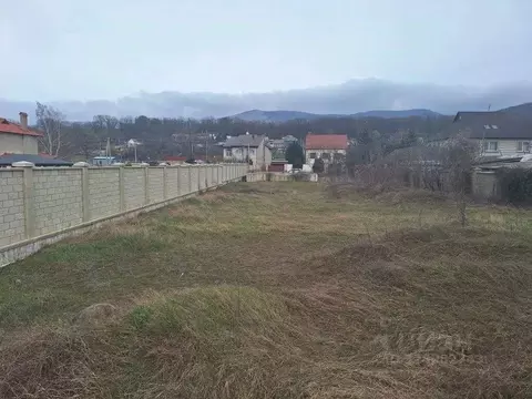 Участок в Крым, Симферопольский район, Добровское с/пос, с. ...