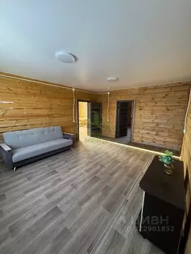 Дом в Бурятия, Иволгинский район, Нижнеиволгинское с/пос, с. Сужа ул. ...