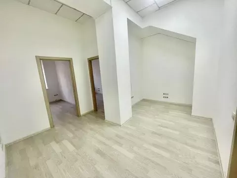 Офис в Крым, Симферополь ул. Чехова, 11 (35 м)