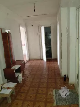 3-к кв. Астраханская область, Астрахань ул. Советской Гвардии, 1 (82.9 ...