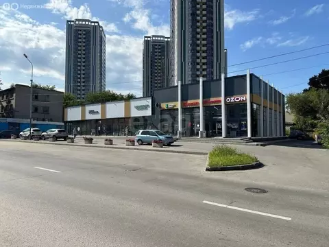 Торговая площадь (92 м)