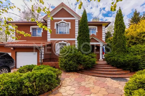 Дом в Москва Полет СНТ,  (408 м)