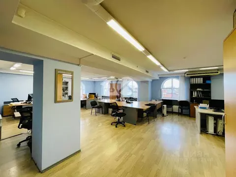 Офис в Новосибирская область, Новосибирск Красный просп., 77Б (82 м)