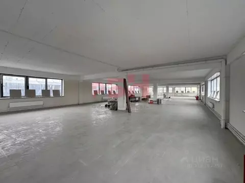 Помещение свободного назначения в Тюменская область, Тюмень ул. ...