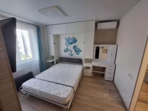 Студия Белгородская область, Белгород ул. Семейная, 33 (27.7 м)