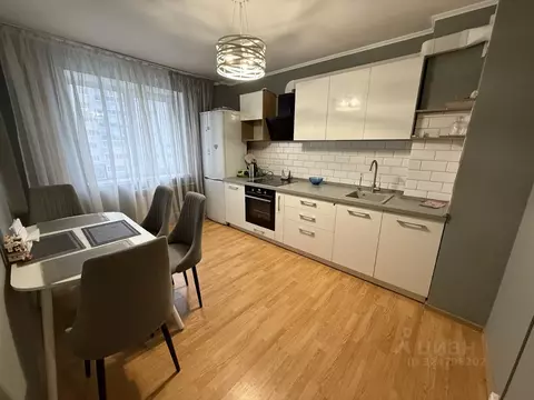 3-к кв. Воронежская область, Воронеж ул. Антонова-Овсеенко, 7б (84.0 ...
